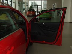 2011款 2.0T DSG 旅行版 舒适型
