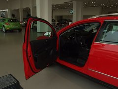 2011款 2.0T DSG 旅行版 舒适型