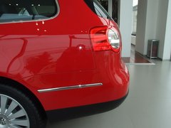 2011款 2.0T DSG 旅行版 舒适型