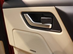 2011款 2.2T SD4 SE柴油款 5座
