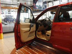 2011款 2.2T SD4 SE柴油款 5座