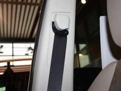 2011款 2.2T SD4 SE柴油款 5座