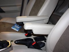 2011款 2.2T SD4 SE柴油款 5座