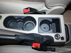 2011款 2.2T SD4 SE柴油款 5座