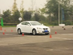 2011款 250 2.5 自动 精英版