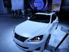 2011款 250 2.5 自动 精英版