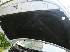 2010款 2.0L 自动 三厢尊贵型