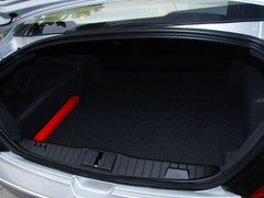 2010款 2.0L 自动 三厢尊贵型