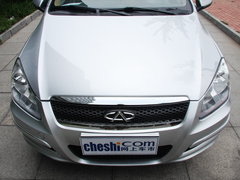 2010款 2.0L 自动 三厢尊贵型
