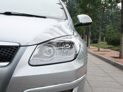 2010款 2.0L 自动 三厢尊贵型