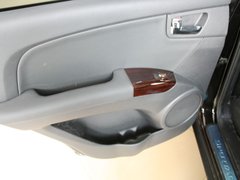2011款 2.0L 自动 GL 两驱版 5座