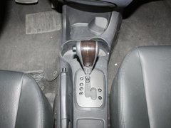 2011款 2.0L 自动 GL 两驱版 5座