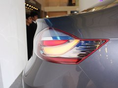 2012款 2.0L 自动 舒适型
