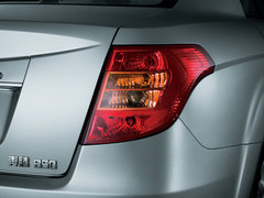2011款 1.6L 自动 豪华型