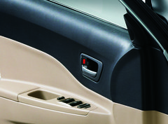 2011款 1.6L 自动 豪华型