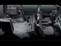2011款 2.0 自动 豪华型 7座