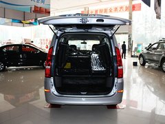 2011款 2.0 自动 豪华型 7座