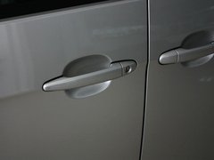 2011款 2.0 自动 豪华型 7座