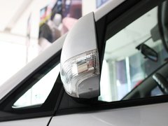 2011款 2.0 自动 豪华型 7座