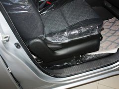 2011款 2.0 自动 豪华型 7座