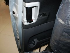 2011款 2.0 自动 豪华型 7座