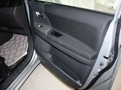 2011款 2.0 自动 豪华型 7座