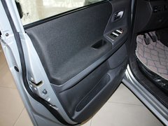 2011款 2.0 自动 豪华型 7座