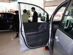 2011款 2.0 自动 豪华型 7座