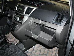 2011款 2.0 自动 豪华型 7座