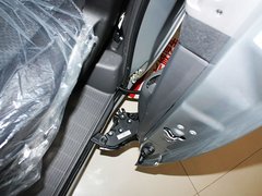 2011款 2.0 自动 豪华型 7座