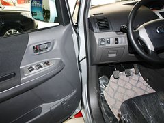 2011款 2.0 自动 豪华型 7座