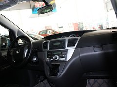 2011款 2.0 自动 豪华型 7座