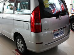 2011款 2.0 自动 豪华型 7座