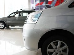 2011款 2.0 自动 豪华型 7座