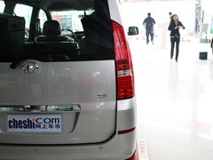 2011款 2.0 自动 豪华型 7座