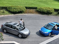 2011款 三厢 1.6L 自动 舒适型