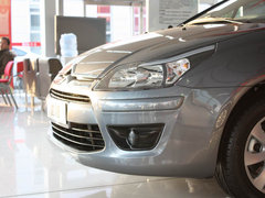 2011款 三厢 1.6L 自动 舒适型