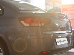 2011款 三厢 1.6L 自动 舒适型