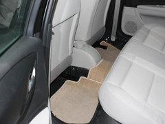 2011款 三厢 1.6L 自动 舒适型