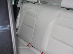 2011款 三厢 1.6L 自动 舒适型