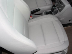 2011款 三厢 1.6L 自动 舒适型
