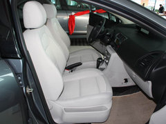 2011款 三厢 1.6L 自动 舒适型