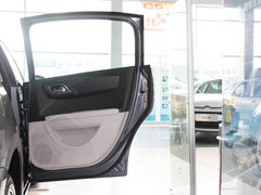 2011款 三厢 1.6L 自动 舒适型