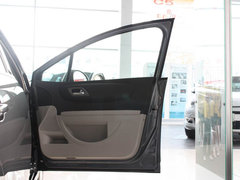2011款 三厢 1.6L 自动 舒适型