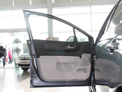 2011款 三厢 1.6L 自动 舒适型