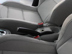 2011款 三厢 1.6L 自动 舒适型