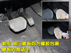 2011款 三厢 1.6L 自动 舒适型