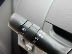 2011款 1.6G 自动 炫动版