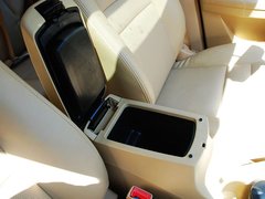 2010款 1.8L AMT 舒适型 5座