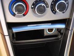 2010款 1.8L AMT 舒适型 5座